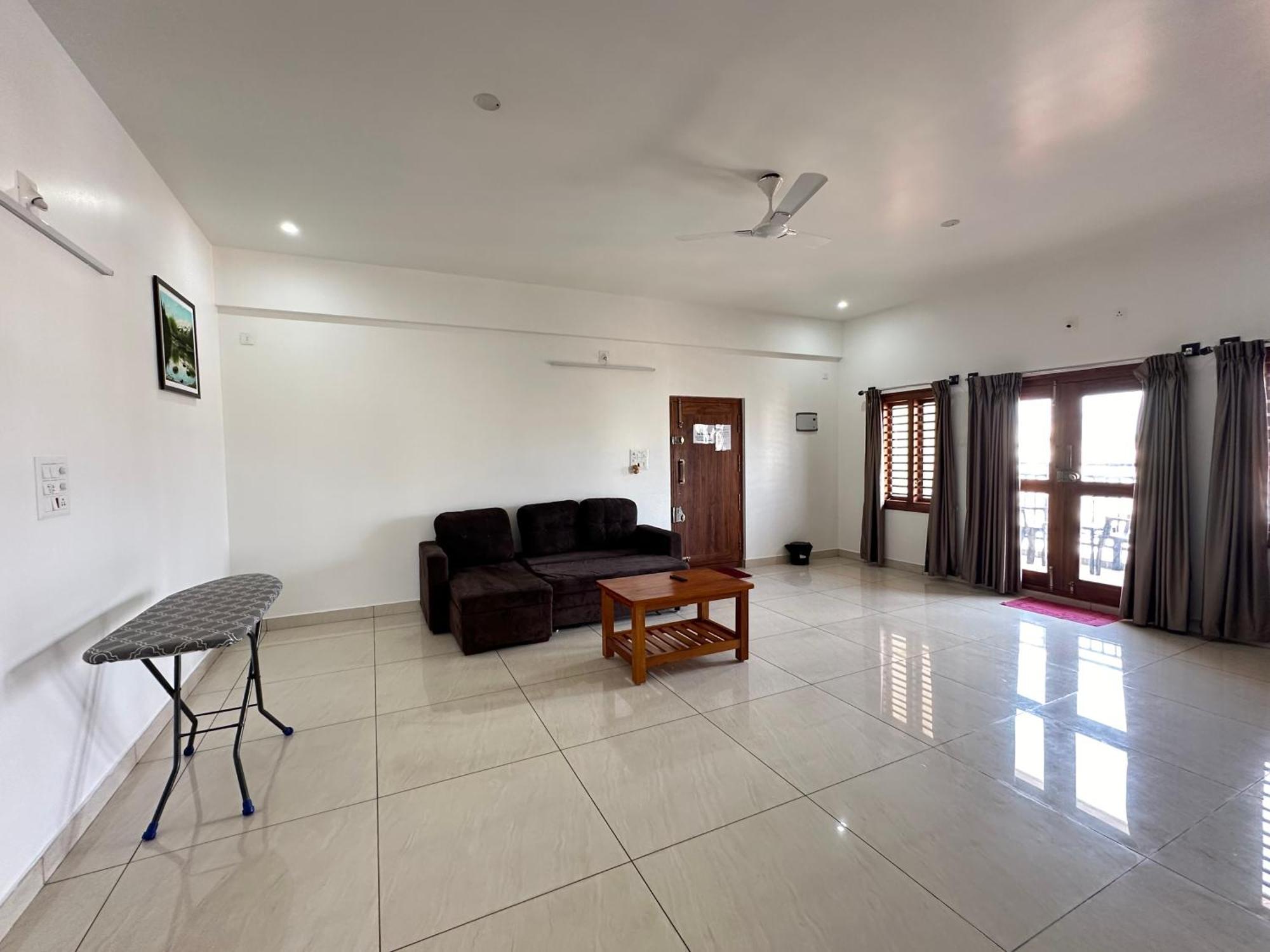 Ss Luxury Comforts A 2Bhk Service Apartment Chikmagalūr Exteriör bild